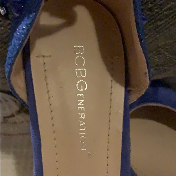 Blue BCBG spike heels - Picture 5 of 5